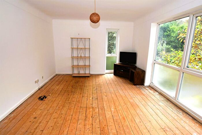 2 Bedroom Apartment For Sale In Westminster Court, Bidston Road, Oxton, CH43