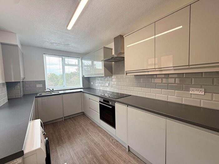 2 Bedroom Flat To Rent In Beddington Gardens, Wallington, SM6