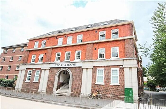 1 Bedroom Flat To Rent In Cook Street, Southampton, Hampshire, SO14