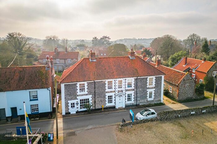 3 Bedroom Semi-Detached House For Sale In Charming Flint Georgian House In Blakeney, NR25