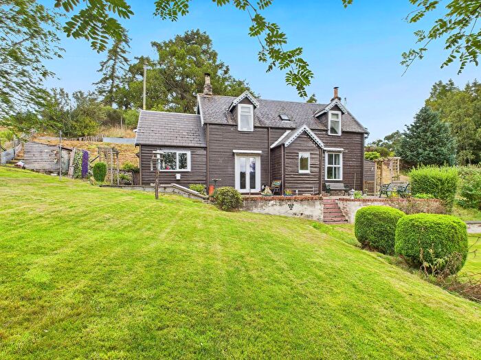 3 Bedroom Cottage For Sale In Loch Alvie, Aviemore, PH22