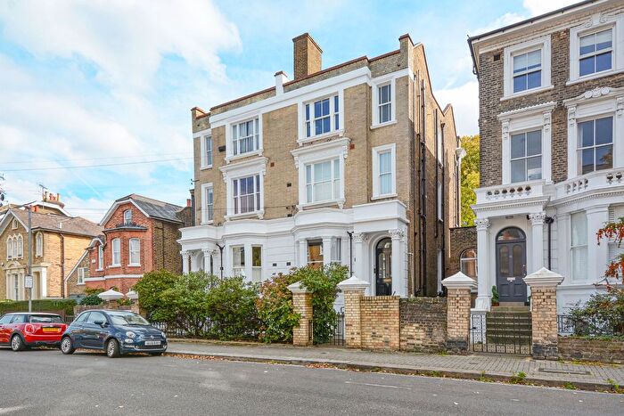 1 Bedroom Flat For Sale In Elsynge Road, London, SW18