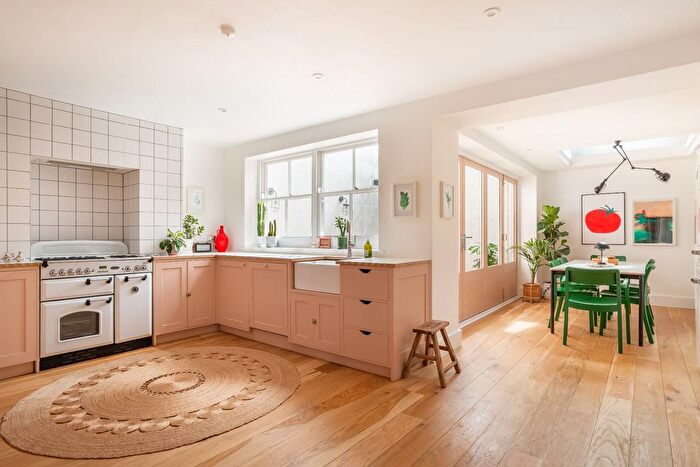 4 Bedroom Villa For Sale In Compton Avenue, Brighton, BN1