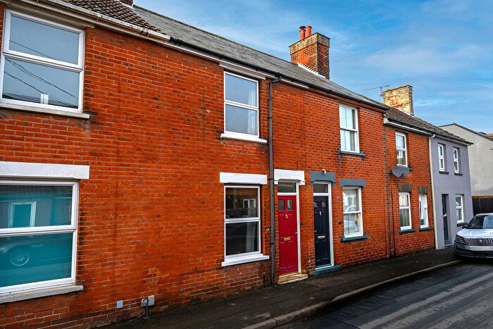 2 Bedroom Terraced House For Sale In Margaret Street, Felixstowe, IP11
