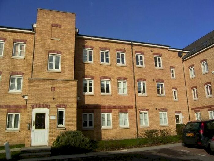 1 Bedroom Flat To Rent In Gidea Park, Romford, RM2