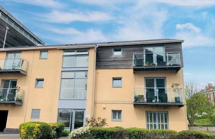 2 Bedroom Apartment To Rent In Orellana House, Cei Dafydd, Barry, CF63