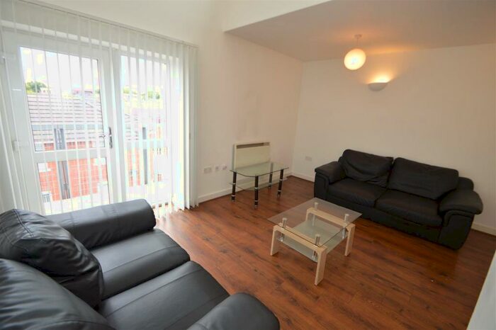 3 Bedroom House To Rent In Boston Street, Hulme, Manchester, M15