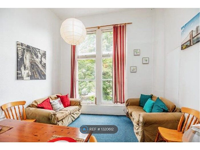 3 Bedroom Flat To Rent In Regent Street, Clifton, Bristol, BS8