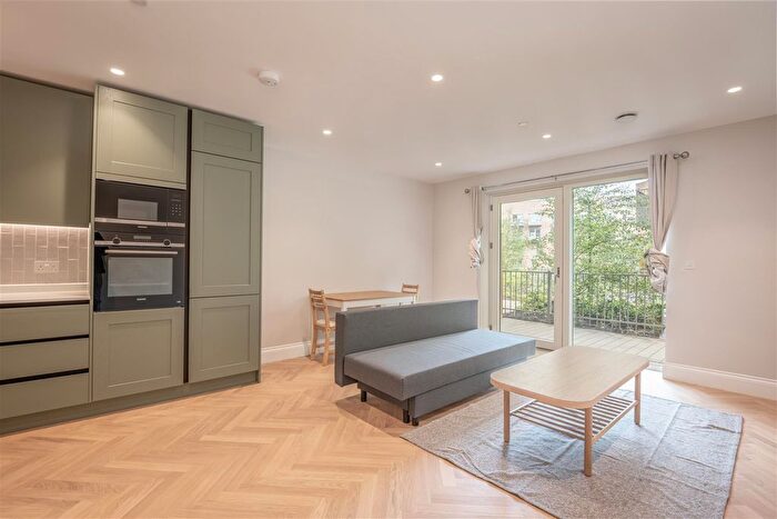 1 Bedroom Flat To Rent In Royal Engineers Way, Millbrook Park, NW7