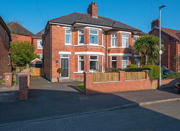 3 Bedroom Semi-Detached House For Sale In Chesterfield Park, Belfast, BT6