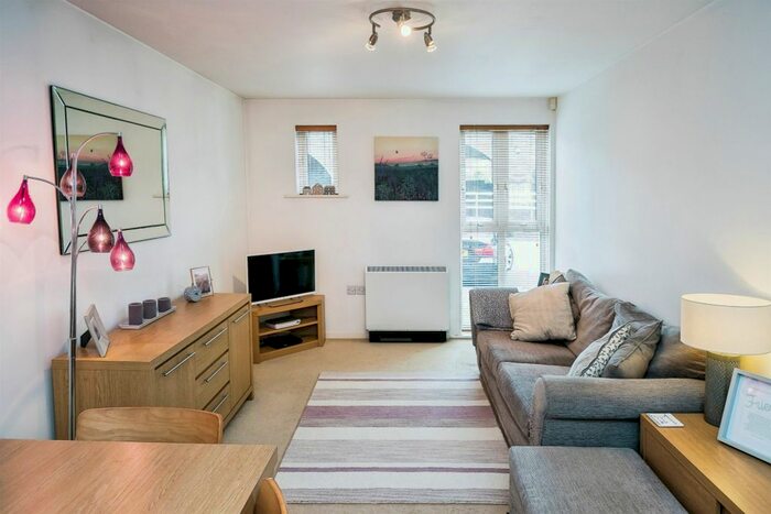 1 Bedroom Flat For Sale In Saddlery Way, Chester, CH1