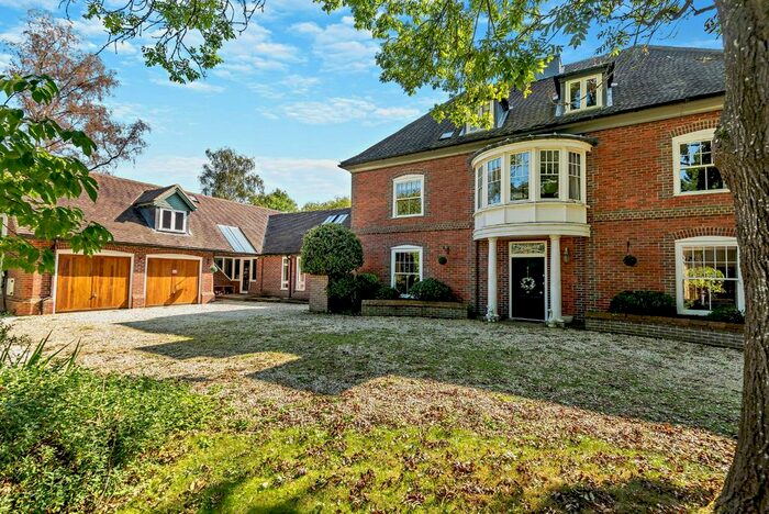 5 Bedroom Detached House For Sale In Bethesda Street, Upper Basildon, Reading, Berkshire, RG8