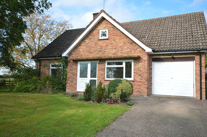 3 Bedroom Detached Bungalow To Rent In The Park, Keyston, PE28