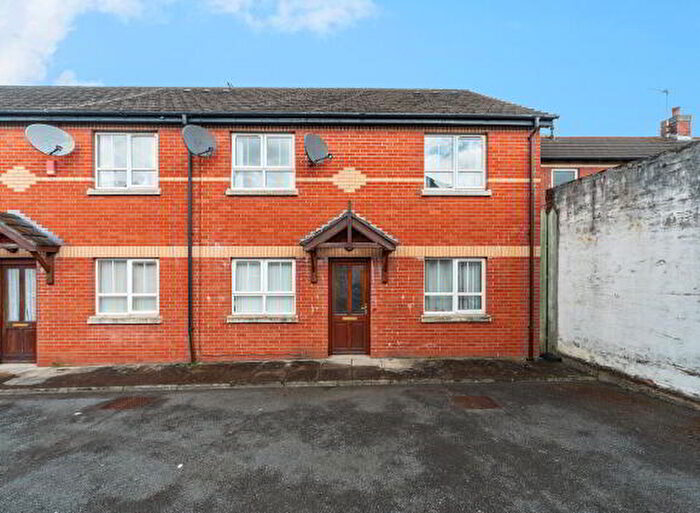 2 Bedroom Apartment / Flats For Sale In Ravensdale Court, Belfast, BT5
