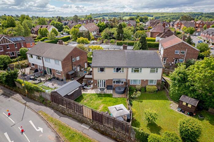 2 Bedroom Maisonette For Sale In Oxted Road, Godstone, RH9