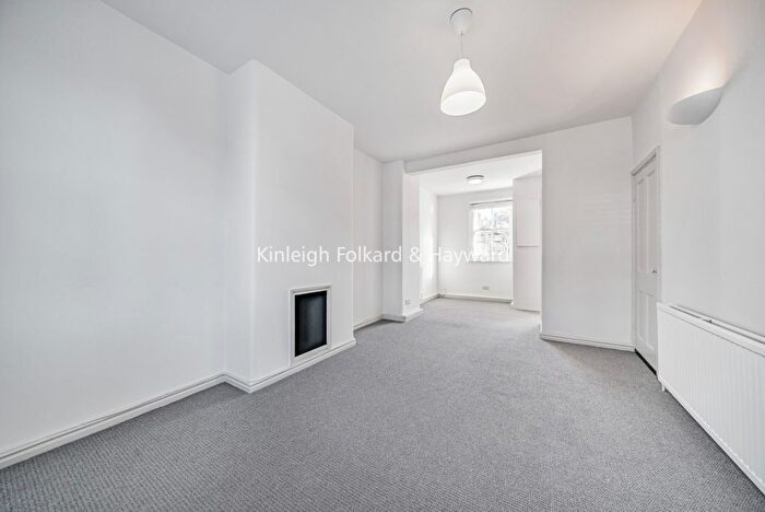 2 Bedroom Detached House To Rent In Okeburn Road, London, SW17