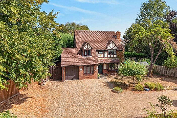 4 Bedroom Detached House For Sale In Station Road, Kimbolton, Huntingdon, PE28