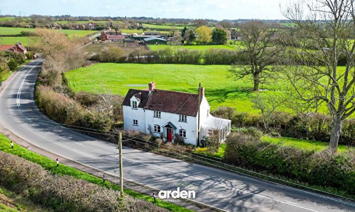 3 Bedroom Detached House For Sale In Holberrow Green, Redditch, B96
