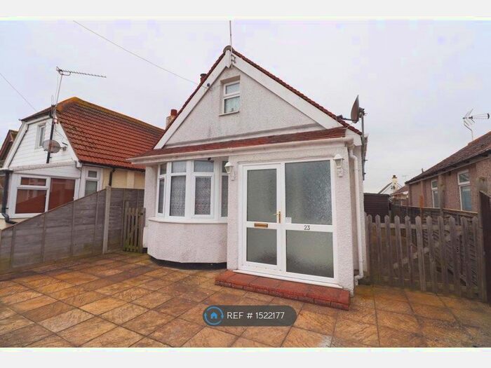 2 Bedroom Bungalow To Rent In Glebe Way, Jaywick, Clacton-On-Sea, CO15