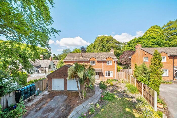 4 Bedroom Detached House For Sale In The Paddocks, Iwerne Minster, Blandford Forum, DT11