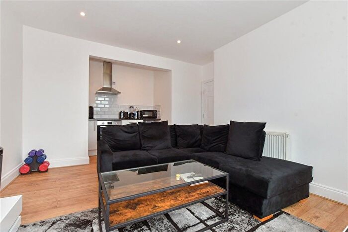 2 Bedroom Flat For Sale In Ethelbert Road, Margate, Kent, CT9