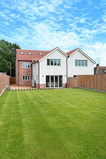 4 Bedroom Semi Detached House For Sale In Docking, PE31