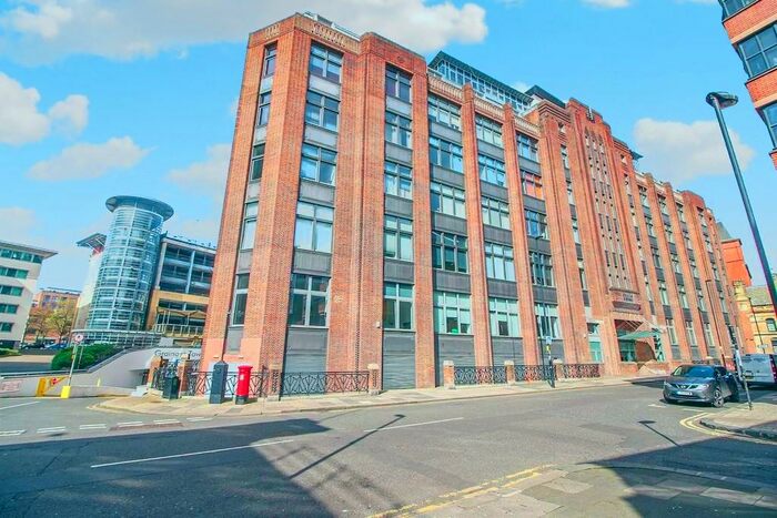 2 Bedroom Apartment To Rent In Centralofts, Newcastle City Centre, NE1