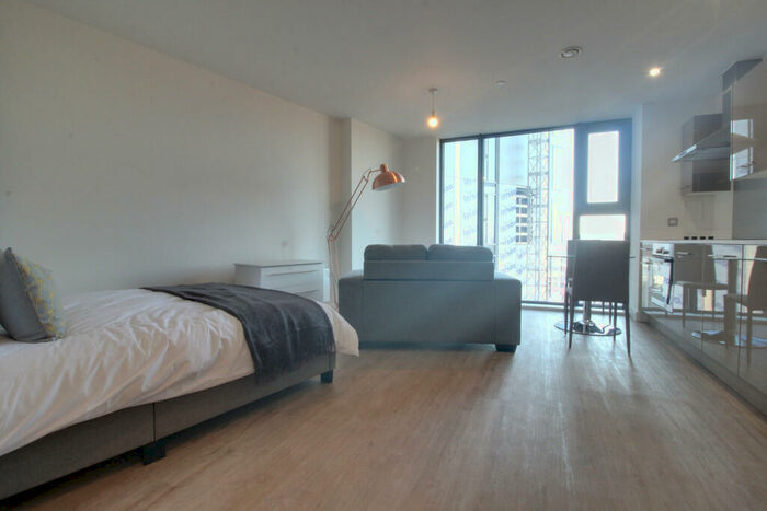 Studio To Rent In The Bank, Sheepcote Street, Birmingham City Centre, B16