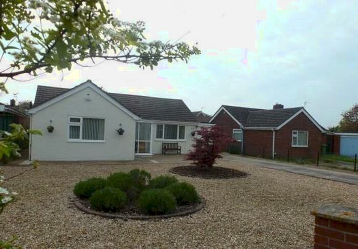 2 Bedroom Detached Bungalow To Rent In St. Marks Avenue, Cherry Willingham, Lincoln, LN3
