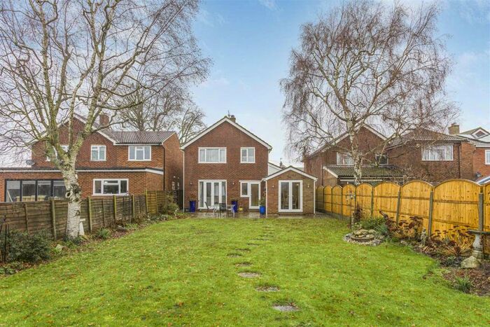 3 Bedroom Detached House For Sale In The Orchard, Tonwell, Ware, SG12