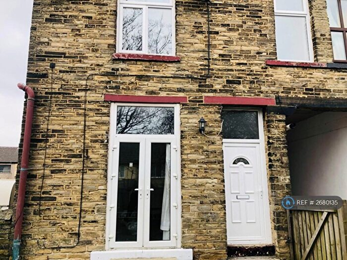 4 Bedroom Terraced House To Rent In Sheridan Street, Bradford, BD4