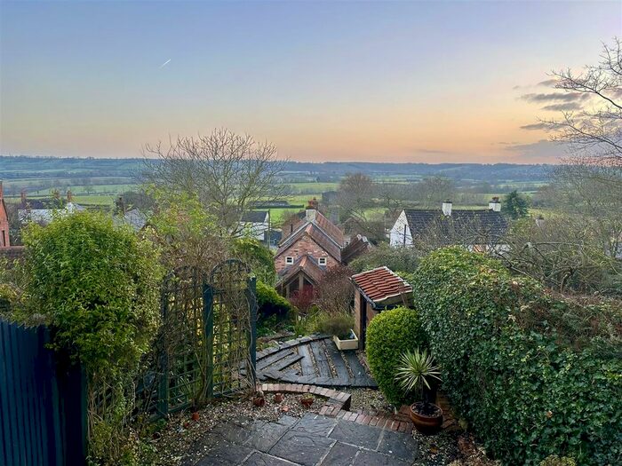 2 Bedroom Detached House For Sale In Top Green, Upper Broughton, Melton Mowbray, LE14