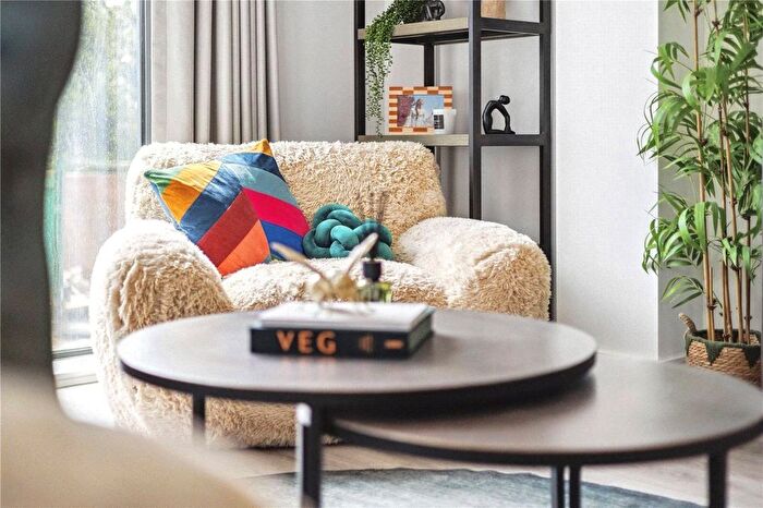 1 Bedroom Flat For Sale In The Chocolate Factory, Quarry Road, Tunbridge Wells, Kent, TN1 - Photo 9