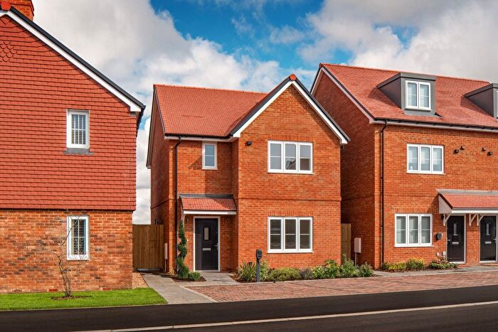 3 Bedroom Detached House For Sale In Staple Road, Wingham, Kent, CT3