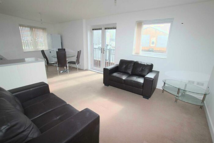 2 Bedroom Apartment To Rent In Quantum, Chapeltown Street, M1