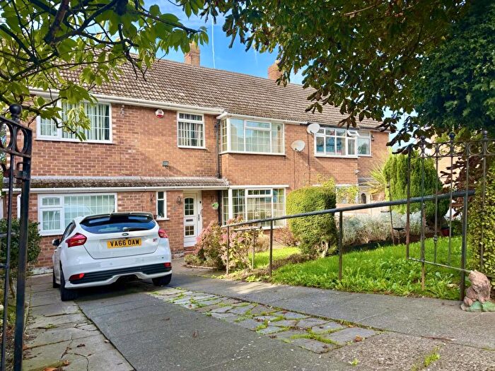5 Bedroom Semi Detached House For Sale In Willowbank Road, Devonshire Park, Merseyside, CH42