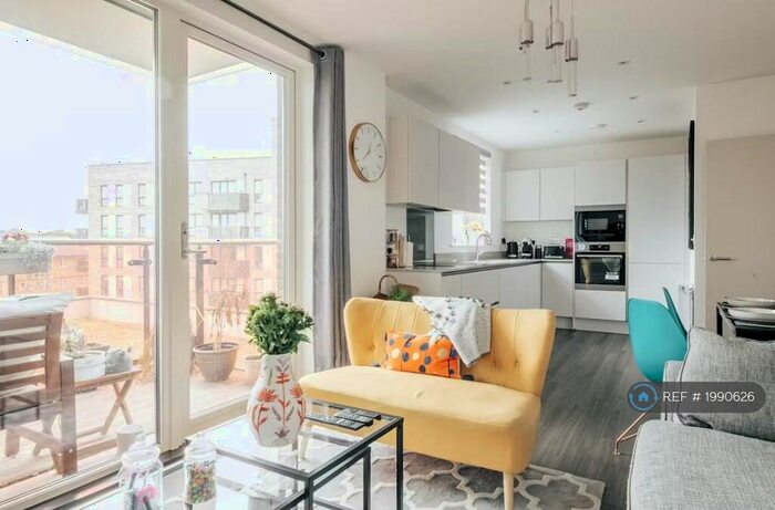 1 Bedroom Flat To Rent In Buchanan House, London, E17