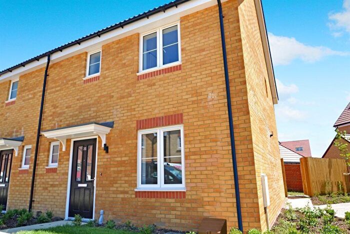 3 Bedroom Semi-Detached House To Rent In Pulborough, West Sussex, RH20