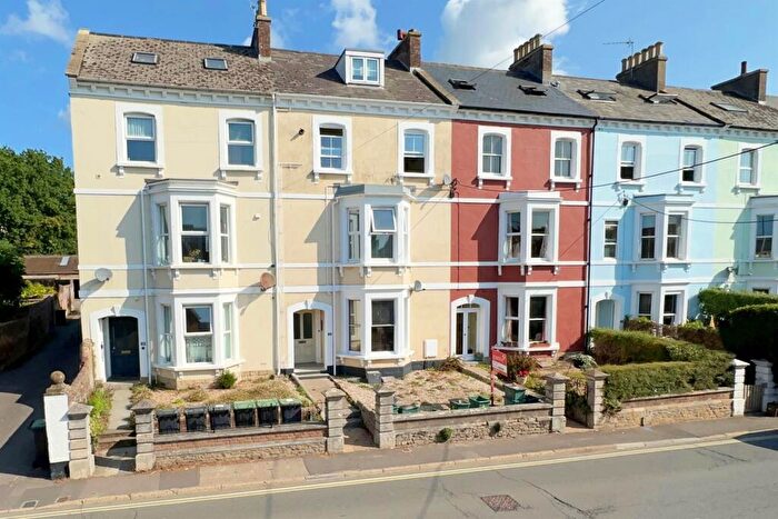 1 Bedroom Flat For Sale In Bridport Town, DT6