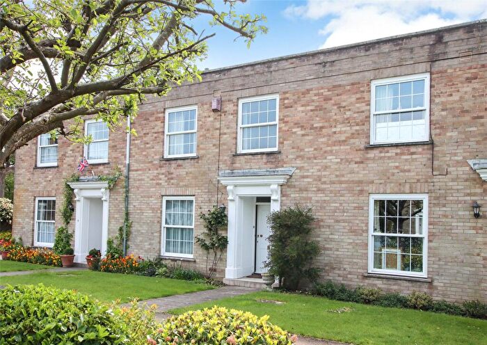 3 Bedroom Terraced House For Sale In Courtenay Place, Lymington, Hampshire, SO41