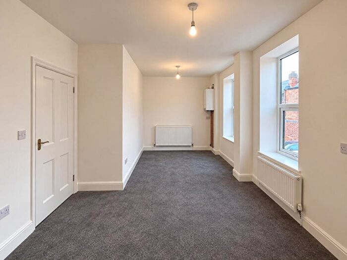 2 Bedroom Flat To Rent In Westbourne Avenue, Gateshead, NE8