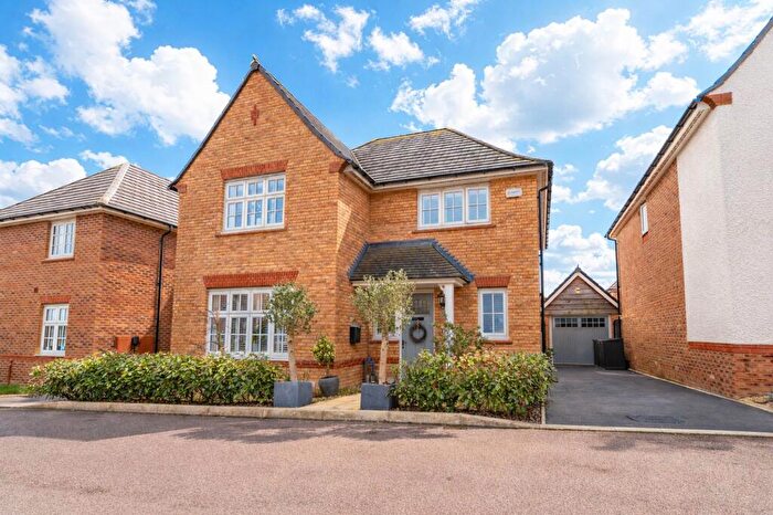 4 Bedroom Detached House For Sale In Coed Golau Close, Llanwern, NP18