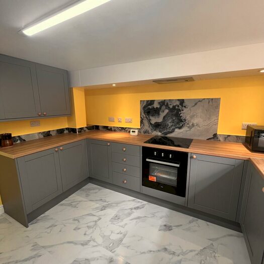 3 Bedroom House To Rent In Wellington Street, Gravesend, DA12