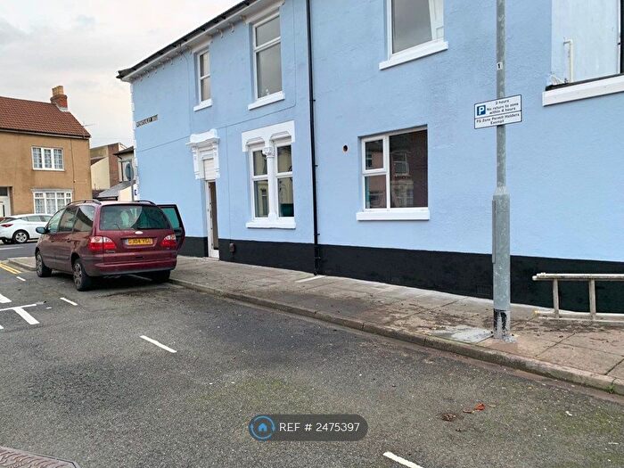 3 Bedroom End Of Terrace House To Rent In Stamshaw Road, Portsmouth, PO2