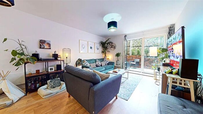 2 Bedroom Flat To Rent In Bryanston Mews West, London, W1H