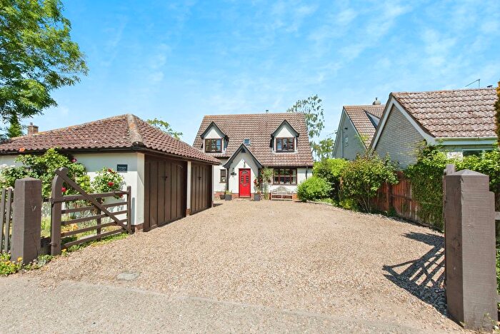 4 Bedroom Detached House For Sale In The Street, Wyverstone, Stowmarket, Suffolk, IP14