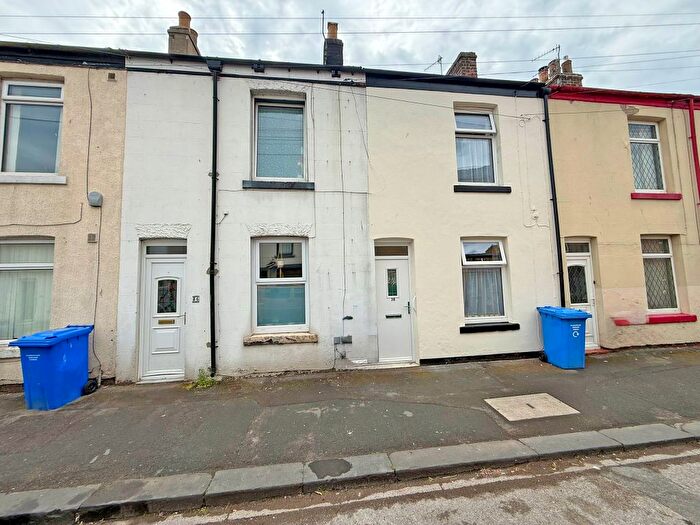3 Bedroom Terraced House For Sale In Nelson Street, Scarborough, YO12