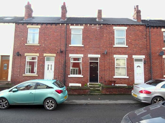 2 Bedroom Property To Rent In Marshall Street, Stanley, Wakefield, WF3