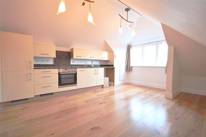 1 Bedroom Flat For Sale In Southgate Street, Winchester, Hampshire, SO23