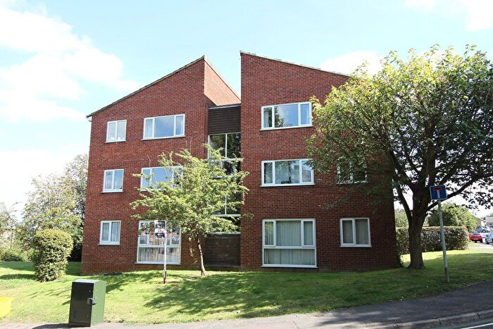 2 Bedroom Flat To Rent In Springwell House, Old Parr Close, Banbury, Oxon, OX16